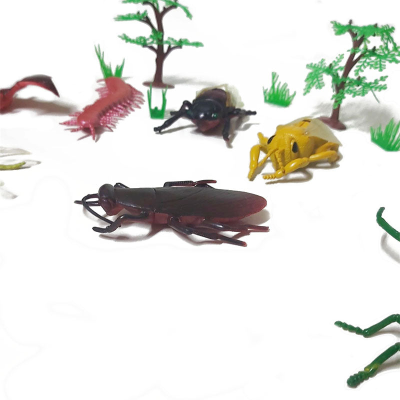 مجسمات حشرات كبير 7 قطع