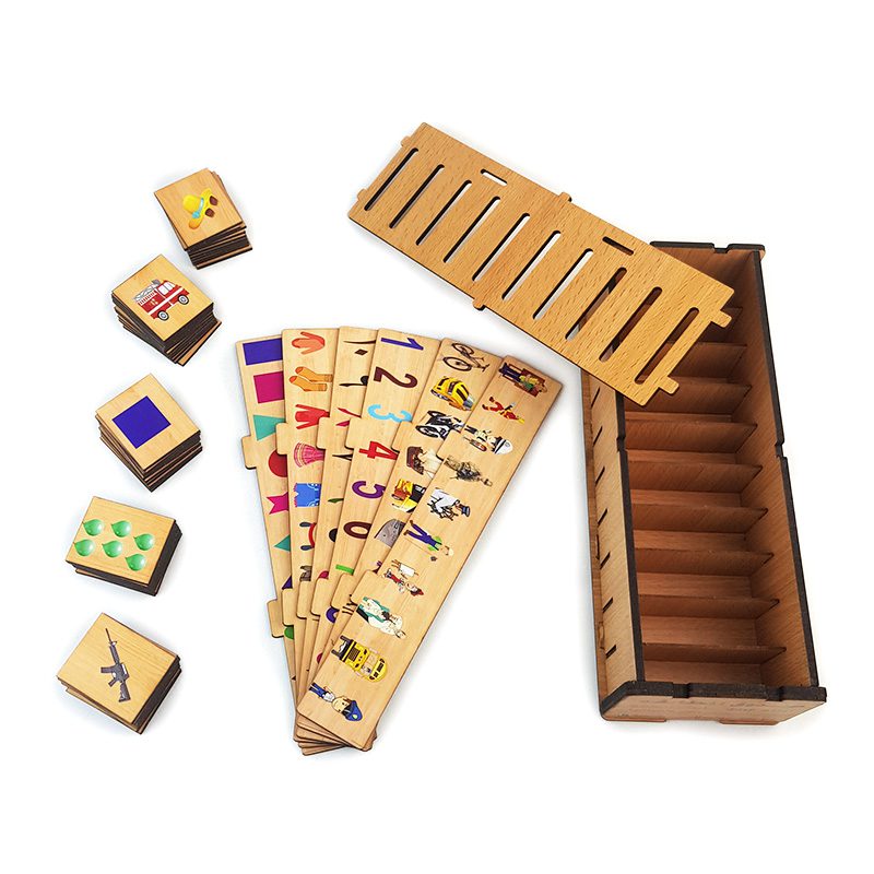 صندوق المطابقة والتصنيف الخشبي (2-5 سنوات) _ اشكال وارقام عربي وانجليزي